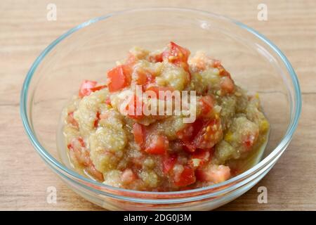 Auberginennreme mit Tomaten - crème aubergine aux tomates Banque D'Images