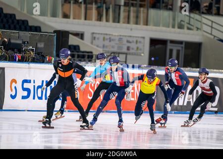 HEERENVEEN, PAYS-BAS - DÉCEMBRE 5 : Jens van t Wout, Stijn Desmet, Quentin Fercoq, Itzhak de Laat, Sébastien Lapape, Reinis Berzins pendant le court-circuit Banque D'Images