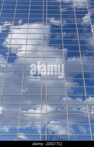 Symétriser les nuages Banque D'Images
