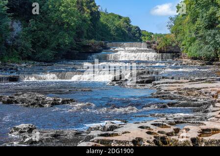 Aysgarth Falls dans les Yorkshire Dales, Angleterre Banque D'Images