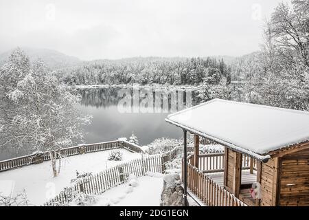 Eibsee, Grainau. Bayern, Allemagne - décembre 2020 photo Banque D'Images