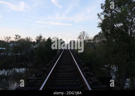 chemin de fer au-dessus d'un pont à lafayette louisiane Banque D'Images