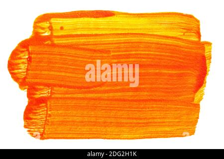 Trait de pinceau orange isolé sur fond blanc. Grande texture abstraite, espace pour votre propre texte Banque D'Images