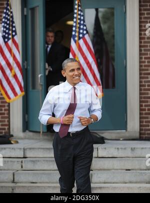 Vient de paraître : le président américain Barack Obama assiste à un rallye de campagne à l'école Elm Street Middle School de Nashua, New Hampshire, USA le 27 octobre 2012. Photo par Olivier Douliery/ABACAPRESS.COM Banque D'Images