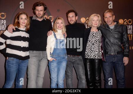 Barbara Schulz, Lannick Gautry, Anne Marivin, Olivier Casas, Marie Christine Adam, Medi Sadoun assister à une séance photo lors du 20e Festival du film de comédie de l'Alpe d'Huez à l'Alpe d'Huez, en France, le 20 janvier 2017. Photo de Julien Reynaud/APS-Medias/ABACAPRESS.COM Banque D'Images