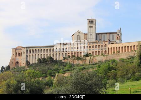 La Cathédrale de Saint François à Assise Banque D'Images