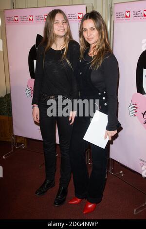 Agathe de la Fontaine et sa fille Zoe lors de la soirée de Gala du coeur de Mecenat Chirugie Cardiaque, salle Gaveau a Paris, France le 31 janvier 2017. Photo de Nasser Berzane/ABACAPRESS.COM Banque D'Images