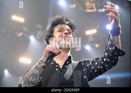 Green Day (Billie Joe Amstrong), groupe punk californien, au accorhotels Arena de Paris, France, le 3 février 2017. Photo de Yasmine Hammou/ABACAPRESS.COM03/02/2017 - Paris Banque D'Images