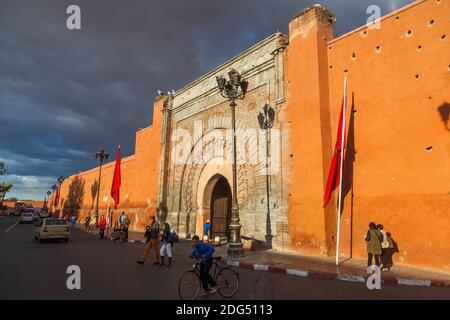 Porte de la ville de Bab Agnaou à Marrakech, Maroc Banque D'Images