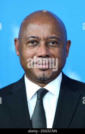 Raoul Peck assiste au Jeune Karl Marx Photocall lors du 67ème Festival International du film de Berlin (Berlinale) à Berlin, Allemagne, le 12 février 2017. Photo d'Aurore Marechal/ABACAPRESS.COM Banque D'Images