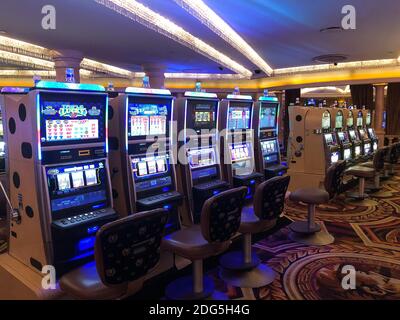 Las Vegas, États-Unis. 23 septembre 2019. Machines à sous de Las Vegas dans un casino en milieu de journée.