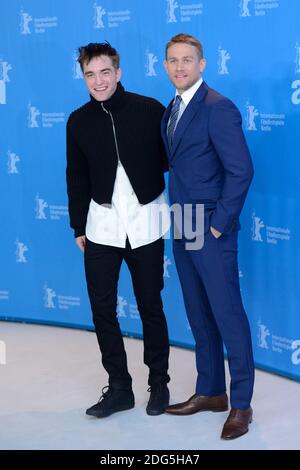 Robert Pattinson et Charlie Hunnam assistent à la Lost City of Z Photocall lors du 67ème Festival International du film de Berlin (Berlinale) à Berlin, Allemagne, le 14 février 2017. Photo d'Aurore Marechal/ABACAPRESS.COM Banque D'Images