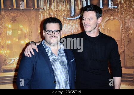 Josh Gad et Luke Evans assistent à la première de Disney la Belle et la Bete à l'hôtel Meurice à Paris, France, le 20 février 2017. Photo d'Aurore Marechal/ABACAPRESS.COM Banque D'Images