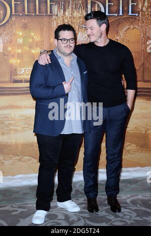 Josh Gad et Luke Evans assistent à la première de Disney la Belle et la Bete à l'hôtel Meurice à Paris, France, le 20 février 2017. Photo d'Aurore Marechal/ABACAPRESS.COM Banque D'Images