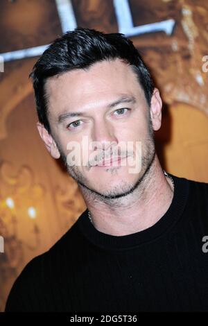 Luke Evans assiste à la première Disney la Belle et la Bete (Beauté et la Bête) à l'Hôtel Meurice à Paris, France, le 20 février 2017. Photo d'Aurore Marechal/ABACAPRESS.COM Banque D'Images