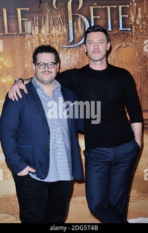 Josh Gad et Luke Evans assistent à la première de Disney la Belle et la Bete à l'hôtel Meurice à Paris, France, le 20 février 2017. Photo d'Aurore Marechal/ABACAPRESS.COM Banque D'Images