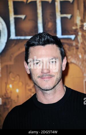 Luke Evans assiste à la première Disney la Belle et la Bete (Beauté et la Bête) à l'Hôtel Meurice à Paris, France, le 20 février 2017. Photo d'Aurore Marechal/ABACAPRESS.COM Banque D'Images