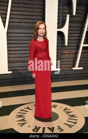 Isabelle Huppert à la Vanity Fair Oscar Party 2017 le 26 février 2017, elle célèbre le 89e prix annuel de l'Académie au Wallis Annenberg Center for the Performing Arts de Los Angeles, CA, USA. Photo de David Niviere/ABACAPRESS.COM Banque D'Images