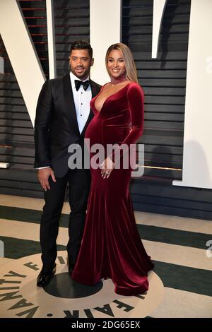 Russell Wilson et Ciara arrivent à la Vanity Fair Oscar Party à Beverly Hills, Los Angeles, CA, États-Unis, le 26 février 2017. Photo de David Niviere/ABACAPRESS.COM Banque D'Images