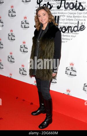 Sandrine Quetier lance de son arrivée au 5e Gala de charite de l'association 'les Rois du monde' au profit des enfants defavorises, orphelinats ou malades, a la salle Wagram, le 27 fevrier 2017, a Paris, France. Photo Edouard Bernaux/Abacapress.com Banque D'Images