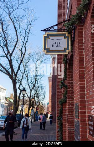 Bâtiment en brique historique qui sert d'hôtel de ville d'Alexandrie, Virginie. Construit en 1749 à l'origine comme place du marché et ensuite utilisé comme cour, après r Banque D'Images