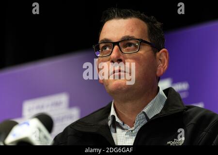 Melbourne, Australie, 15 juillet 2020. Le premier ministre Daniel Andrews est sous pression alors qu'il parle aux médias lors de la COVID 19 le 15 juillet 2020 à Melbourne, en Australie. 238 autres cas de COVID-19 ont été découverts du jour au lendemain, ce qui porte les cas actifs de Victoria à plus de 2000, des spéculations sont en hausse sur le fait que presque tous les cas actuels de Victoria proviennent du programme de quarantaine d'hôtels bâclée du gouvernement Andrews ainsi que de la manifestation Black Lives Matter. Le premier ministre Daniel Andrews met en garde contre le blocage de Victoria à l'étape 4 si ces chiffres élevés continuent.Credit: Dave Hewison/Alamy Live News Banque D'Images