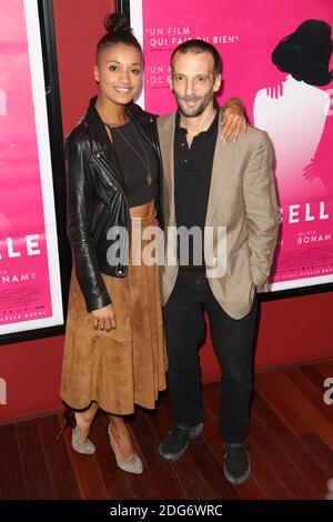 Mathieu Kassovitz et sa femme Aude Legastelois-Bide lors de la première de 'de Belle' au Publicis Cinema, a Paris, France, le 06 mars 2017. Photo de Jerome Domine/ABACAPRESS.COM Banque D'Images