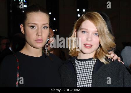Adele Exarchopoulos (enceinte) et Lea Seydoux assistant au spectacle Louis Vuitton lors de la semaine de la mode de Paris prêt à porter FallWinter 2017-18 le 07 mars 2017 au musée du Louvre à Paris, France. Photo d'Aurore Marechal/ABACAPRESS.COM Banque D'Images