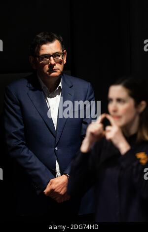 Melbourne, Australie, 26 septembre 2020. Le premier ministre Daniel Andrews s'adresse aux médias lors d'une conférence de presse au Treasury Theatre le 26 septembre 2020 à Melbourne, en Australie. La ministre de la Santé de Victoria, Jenny Mikakos, a démissionné samedi après l'enquête de quarantaine de l'hôtel. Le premier ministre Daniel Andrews a témoigné le dernier jour de l'enquête, vendredi, disant qu'il considérait Jenny Mikakos comme responsable du programme qui a finalement mené à la deuxième vague COVID-19 de Victoria. Crédit : Dave Hewison/Alamy Live News Banque D'Images