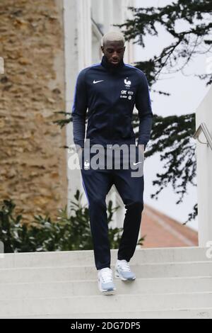 Le 20 mars 2017, Tiemoue Bakayoko, en France, donne une interview télévisée au centre de formation de Clairefontaine-en-Yvelines. Photo de Henri Szwarc/ABACAPRESS.COM Banque D'Images