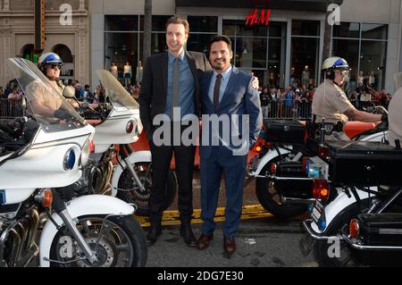 Dax Shepard, Michael Pena assistez à la première de Warner Bros. Pictures Chips au TCL Chinese Theatre le 20 mars 2017 à Los Angeles, CA, Etats-Unis. Photo de Lionel Hahn/ABACAPRESS.COM Banque D'Images