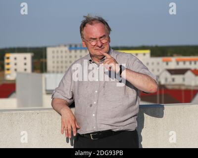 Le premier ministre de Saxe-Anhalt, le Dr Reiner Haseloff, visite de la ville d'exercice Schnöggersburg Banque D'Images