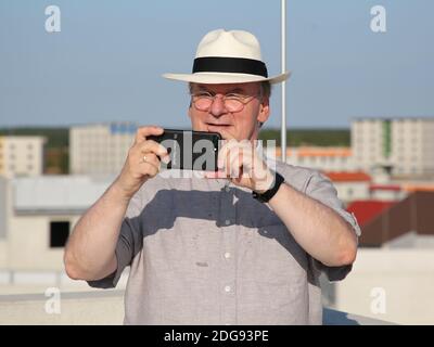 Le premier ministre de Saxe-Anhalt, le Dr Reiner Haseloff, visite de la ville d'exercice Schnöggersburg Banque D'Images