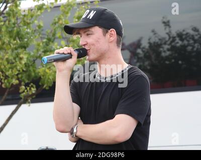 Heiko Lochmann du duo musical et comique allemand Die Lochis sur selfie tour sur 3.9.2018 Magdeburg Banque D'Images