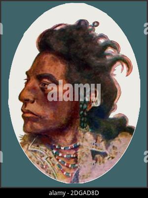 Un portrait en 1904 couleurs de Curley (ou Curly - vers 1856–1923) le scout indien américain Crow qui a assisté et survécu à la bataille de la Grande Corne de Little en 1876. Véritable nom Ashishe, il était un scout pour l'armée américaine sous la direction de Custer pendant les guerres Sioux. Malgré de nombreux records au contraire, il n'a pas réellement pris part à la bataille, mais l'a observé et a signalé la défaite du 7e Régiment de Cavalerie. Son nom aussi enregistré sous le nom de Shishi'esh signifie « le corbeau ». Plus tard, il a vécu sur la réserve Crow, sur la rive de la rivière Little Bighorn, près du lieu de la bataille, et a servi la police Crow. Banque D'Images