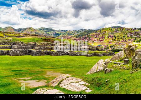 Saqsaywaman, une citadelle située à la périphérie nord de la ville de Cusco Banque D'Images