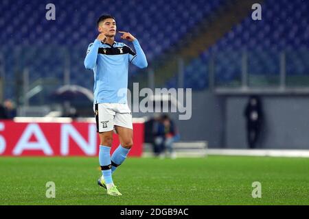 Rome, Italie. 08 décembre 2020. Joaquin Correa de Lazio gestes pendant la Ligue des champions de l'UEFA, le Groupe F football match entre SS Lazio et Club Brugge KV le 8 décembre 2020 au Stadio Olimpico à Rome, Italie - photo Federico Proietti/DPPI/LM crédit: Gruppo Editoriale LiveMedia/Alamy Live News Banque D'Images