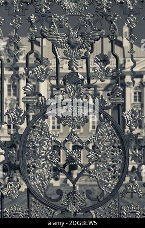 Détail de la porte du palais, Palais Catherine, Tsarskoye Selo, Saint-Pétersbourg, Russie Banque D'Images