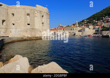 La forteresse Saint-Jean du XIVe siècle dans la vieille ville de Dubrovnik, en Croatie Banque D'Images