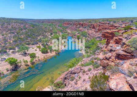 Rivière Murchison traversant le parc national de Kalbarri en Australie guettez les faucons Banque D'Images