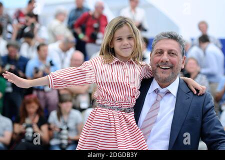 Nicole Centanni et Sergio Castellitto assistent à la photo Fortunata dans le cadre du 70e Festival de Cannes, le 21 mai 2017. Photo d'Aurore Marechal/ABACAPRESS.COM Banque D'Images