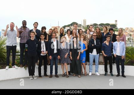 Stephane de GROODT, Marie GALLAIN, Marie KREMER, Patrick RIDEMONT, Cecile TELERMAN, Lucie BOUJENAH, Claudia DIMIER, Felix et DOUCET, Elisa RUSCHKE, Alba GAIA BELLUGI, Laurette TESSIER, Lea ARNEZEN, Margot LUCIARINE, Felix et DOUCET, Elisa RUSCHKE, Juliina RUSCHKE, Alba GORISLEI, Martin, Martin GORISROISLAR, MARTIN, MARTIN GREGROISLAR, MARTIN, LORISROISKORISLORISLORISLORISLORISPE, Martin, Martin, Martin, Martin, Martin, LORIS Christopher BAYEMI et Jules SAGOT à un photocall pour ADAMI (talents français) dans le cadre du 70e Festival International du film de Cannes, au Palais des Festivals de Cannes, dans le sud de la France, le 22 mai 2017. Photo de Nicola Banque D'Images