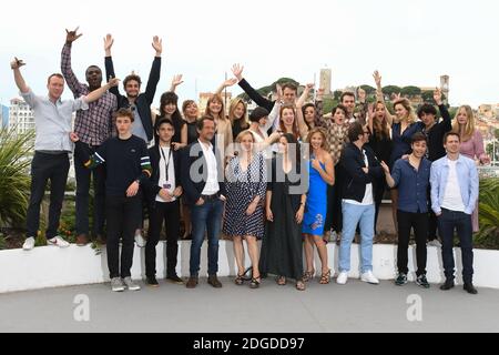 Stephane de GROODT, Marie GALLAIN, Marie KREMER, Patrick RIDEMONT, Cecile TELERMAN, Lucie BOUJENAH, Claudia DIMIER, Felix et DOUCET, Elisa RUSCHKE, Alba GAIA BELLUGI, Laurette TESSIER, Lea ARNEZEN, Margot LUCIARINE, Felix et DOUCET, Elisa RUSCHKE, Juliina RUSCHKE, Alba GORISLEI, Martin, Martin GORISROISLAR, MARTIN, MARTIN GREGROISLAR, MARTIN, LORISROISKORISLORISLORISLORISLORISPE, Martin, Martin, Martin, Martin, Martin, LORIS Christopher BAYEMI et Jules SAGOT à un photocall pour ADAMI (talents français) dans le cadre du 70e Festival International du film de Cannes, au Palais des Festivals de Cannes, dans le sud de la France, le 22 mai 2017. Photo de Nicola Banque D'Images