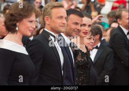 Myriam Boyer, Marine Vacth, le réalisateur François Ozon, Jeremie Renier et Jacqueline Bisset arrivent sur le tapis rouge de la projection « Amant Double (l'Amant Double) » qui s'est déroulée au Palais des Festivals à Cannes, en France, le 26 mai 2017 dans le cadre du 70e Festival de Cannes. Photo de Nicolas Genin/ABACAPRESS.COM Banque D'Images