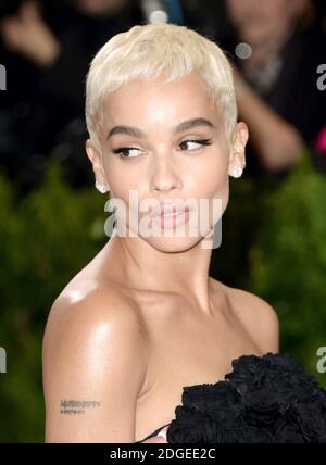 Zoe Kravitz participant au Metropolitan Museum of Art Costume Institute Averment Gala 2017, à New York, États-Unis. Photo d'Aurore Marechal/ABACAPRESS.COM Banque D'Images