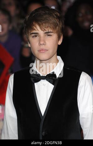 Justin Bieber arrivant à la première européenne de son film ne jamais dire jamais, l'O2 Arena, Londres. Banque D'Images