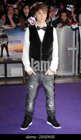 Justin Bieber arrivant à la première européenne de son film ne jamais dire jamais, l'O2 Arena, Londres. Banque D'Images