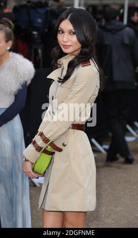 Gemma Chan au Burberry Prorsum Show, Queens Gate, Hyde Park, dans le cadre de la London Fashion week. Banque D'Images