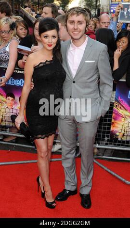 James Buckley et clair Meek arrivent à la première mondiale du film Inbetweeners, vue Cinema, Leicester Square, Londres. Banque D'Images