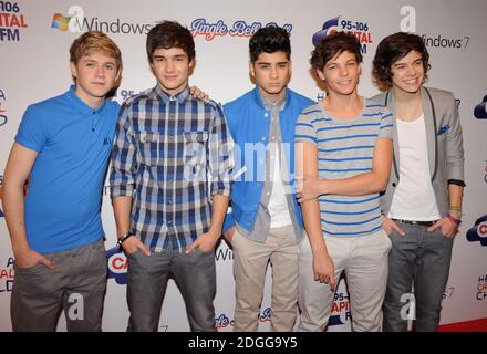 Niall Horan, Liam Payne, Zayn Malik, Louis Tomlinson et Harry Styles d'une direction au Capital FM Jingle Bell ball 2011, O2 Arena, Greenwich, Londres. Banque D'Images